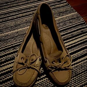 Sperry Women's Beige Loafers